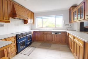 Photo 19- click for photo gallery